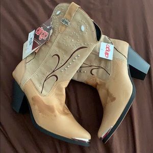 New Dingo Cowboy Boots